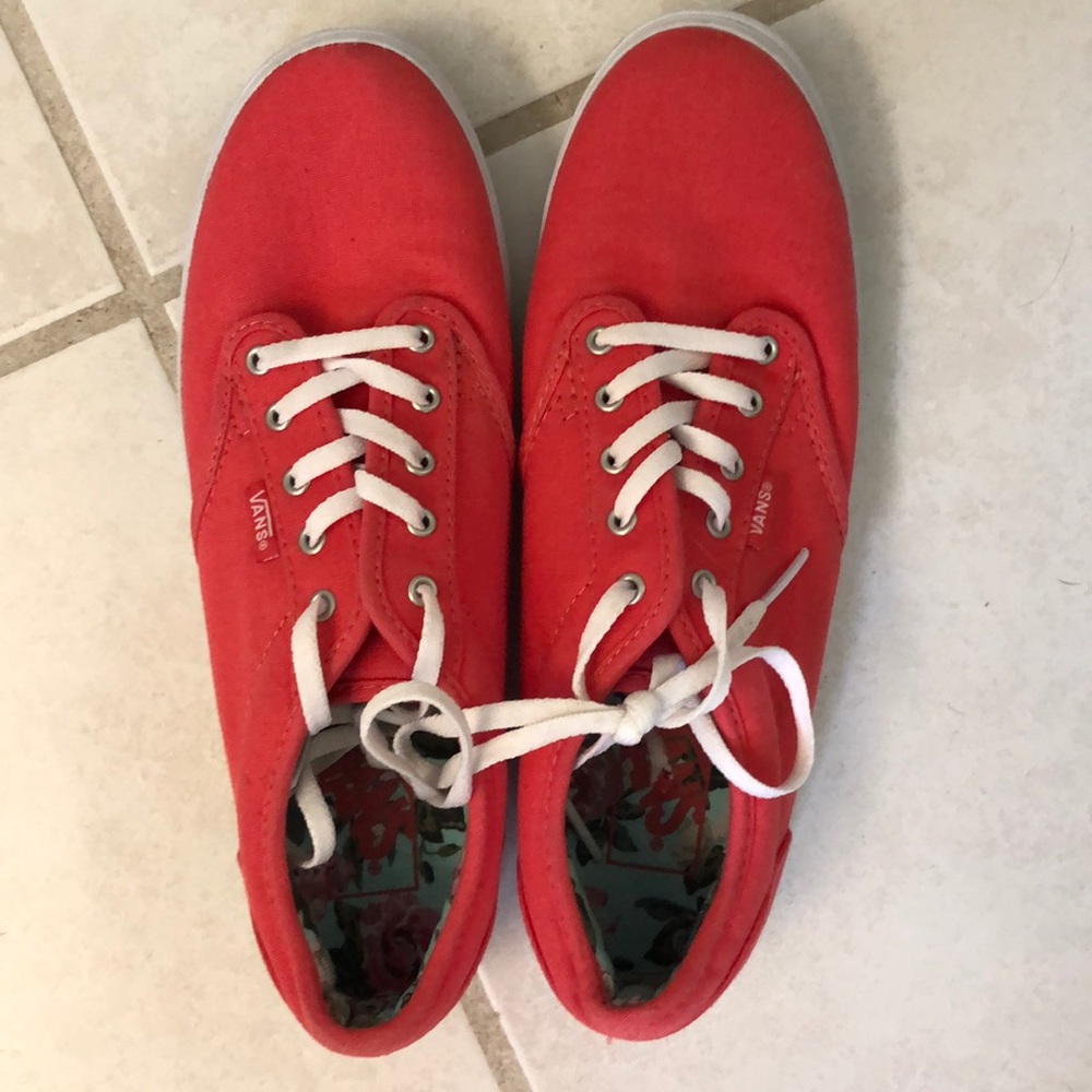 Vans sneakers 8.5